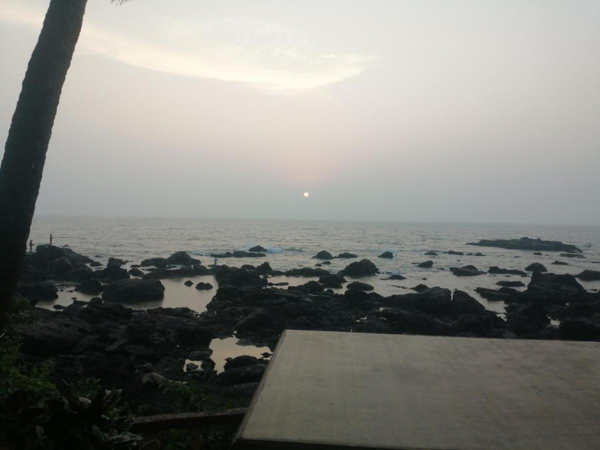 Shree Sai Cottage Sea View Arambol Exterior photo